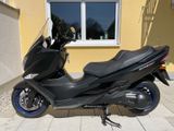 Suzuki Burgman 400 in schwarz-matt mit blauen Felgen - Offers matching your search criteria