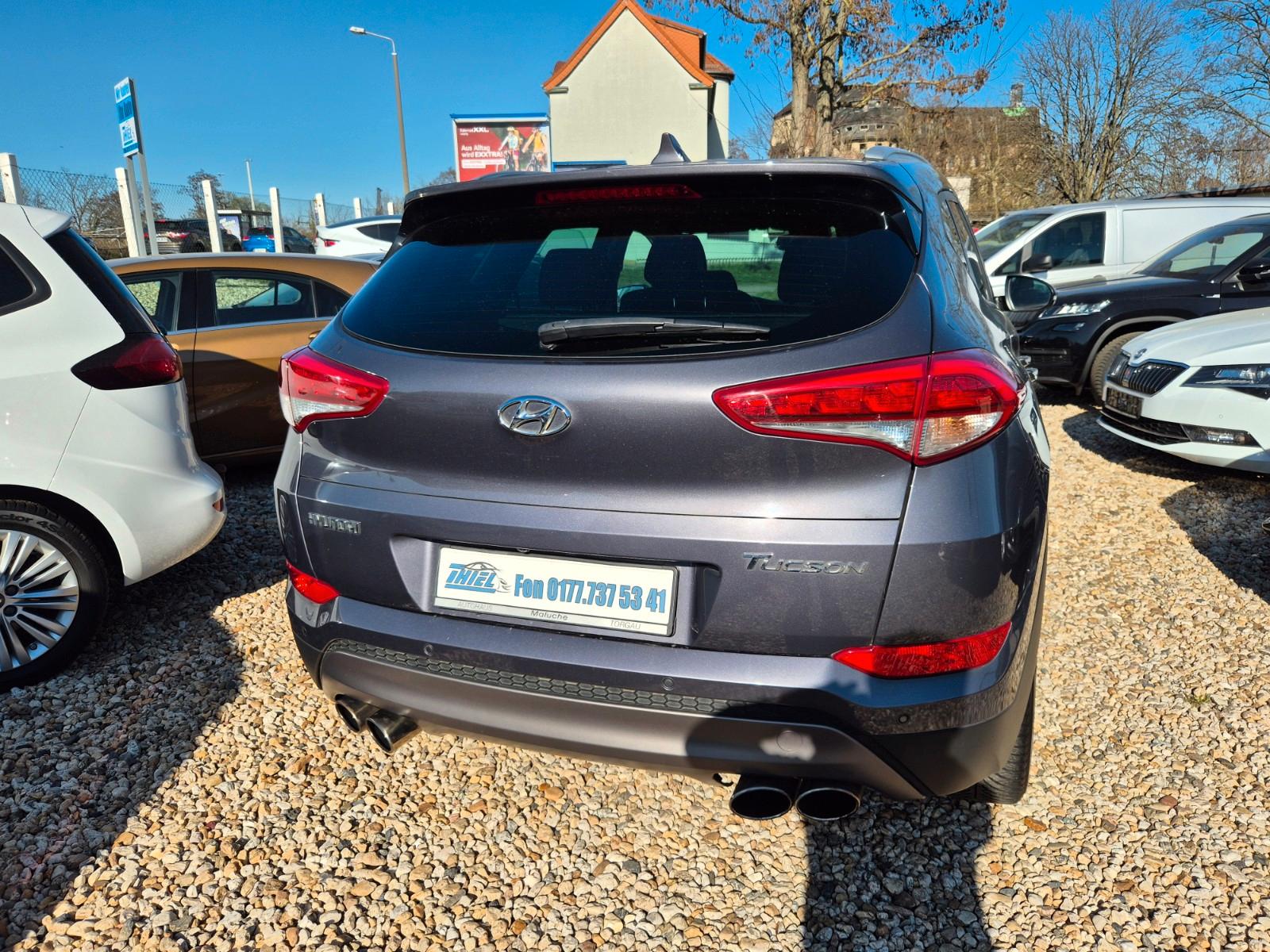 Hyundai Tucson Intro Edition 2WD Tot. Spur Kamera