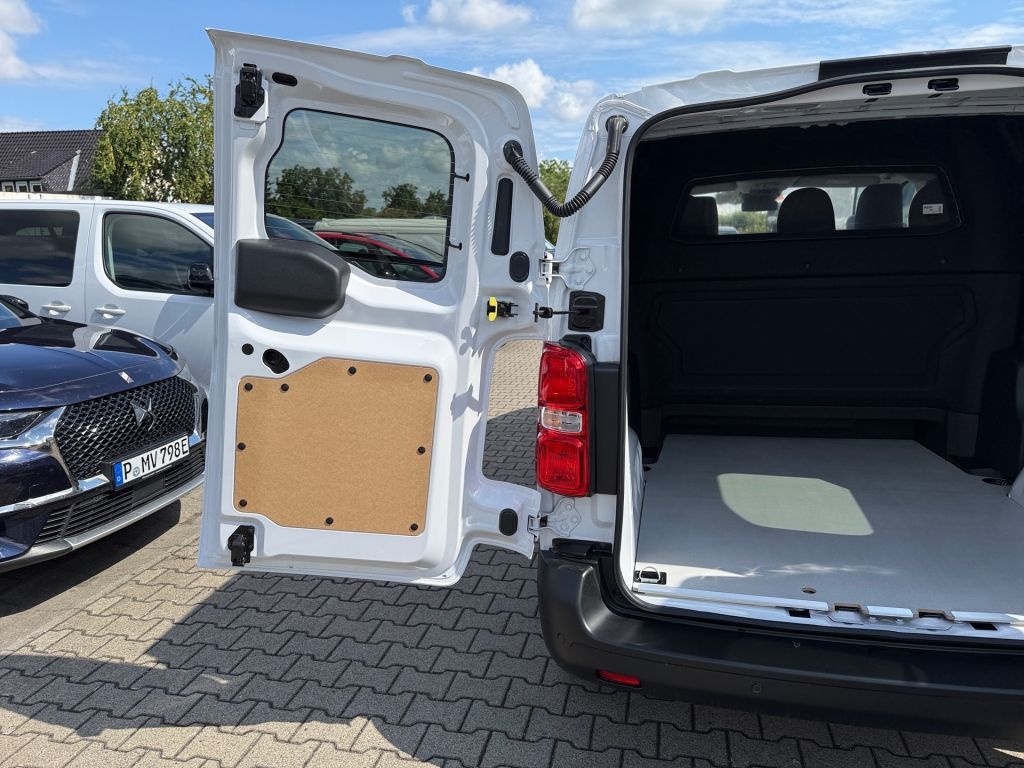 Fahrzeugabbildung Citroën Jumpy Doppelkabine 2.2 Diesel 150 M S&S *Standh