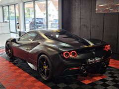 Fahrzeugabbildung Ferrari F8 Tributo (RACING/LIFT/CARBON/CAMERA/ GARANTIE!