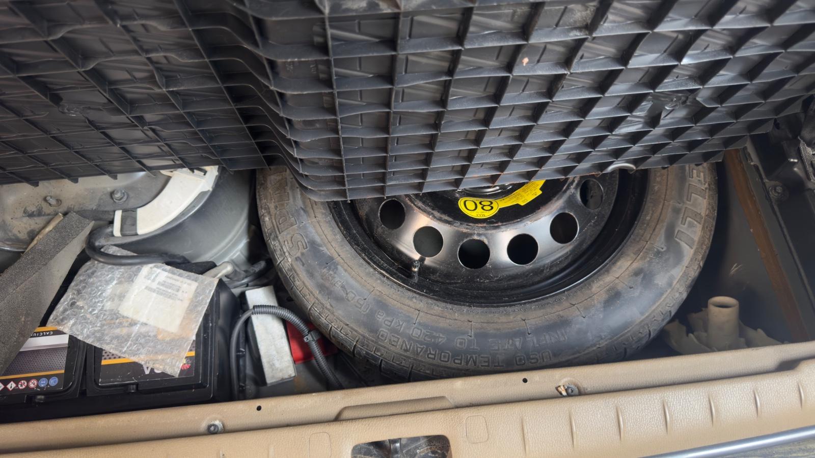 Volvo XC70 2006 — photo 22