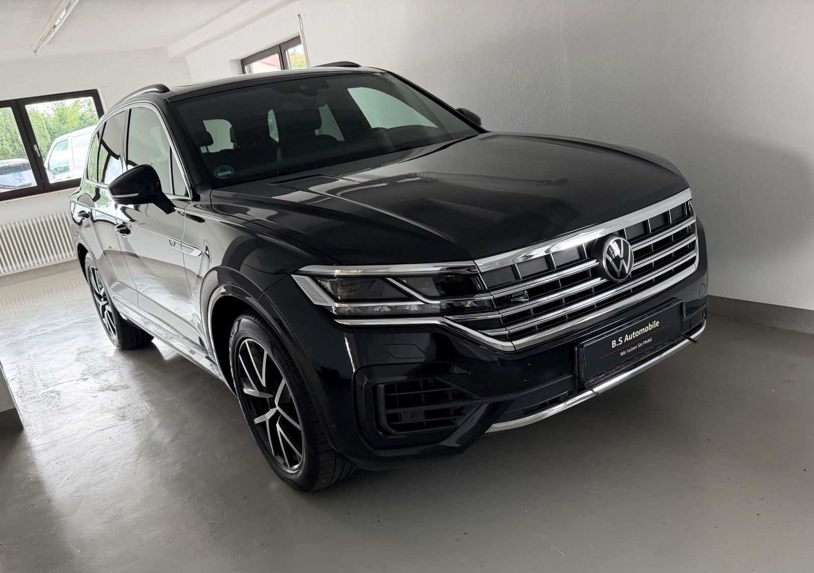 Volkswagen Touareg R-Line 4Motion Vollausstattung foto 1
