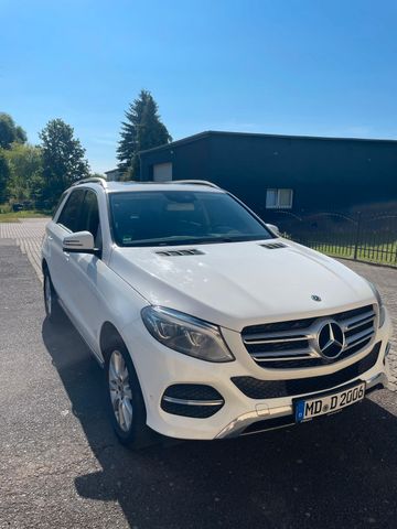 MERCEDES-BENZ GLC 250 d 4MATIC Autom. -