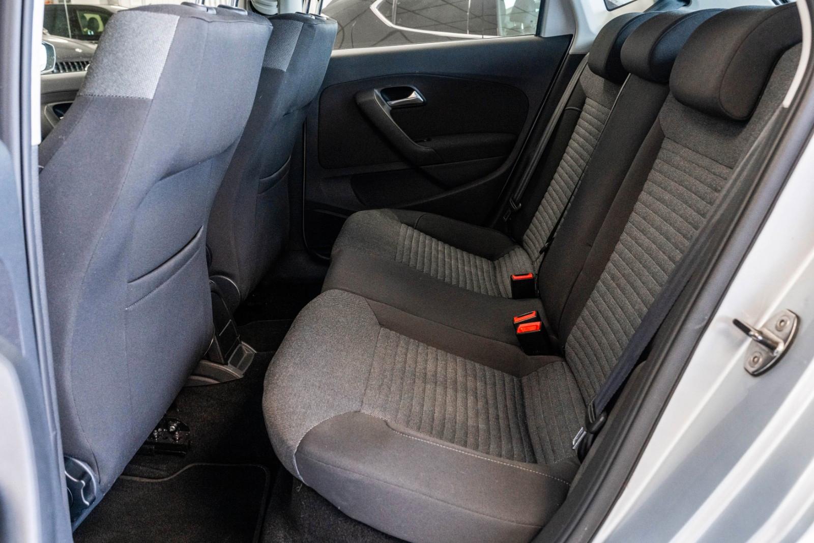 Volkswagen Polo V Comfortline 1.4 Automatik NUR 22.300 km