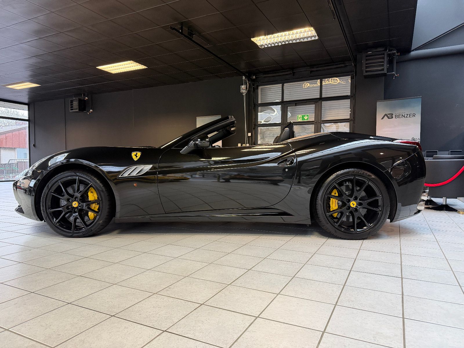 Fahrzeugabbildung Ferrari California 30 V8 /CARBON/KAM/LED-LENKRAD/TOP