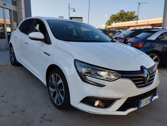 Renault Megane Mégane dCi 8V 110 CV EDC Energy B