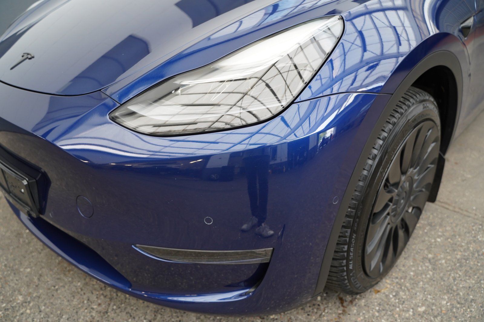 Tesla Model Y Long Range AWD 1.Hand foto 15