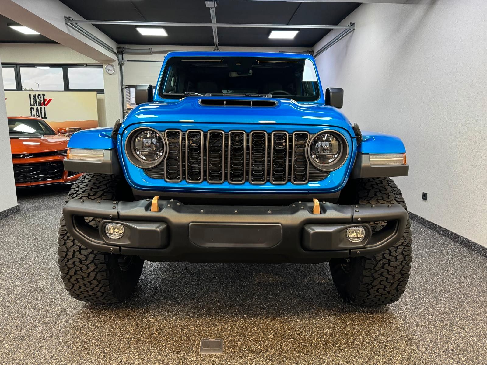 Fahrzeugabbildung Jeep RUBICON 392-6.4L HEMI V8-RECON 35"-STEEL BUMPER
