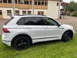 Volkswagen Tiguan 2.0 TDI SCR 140kW DSG 4MOTION Highlin... - Volkswagen Tiguan: 140