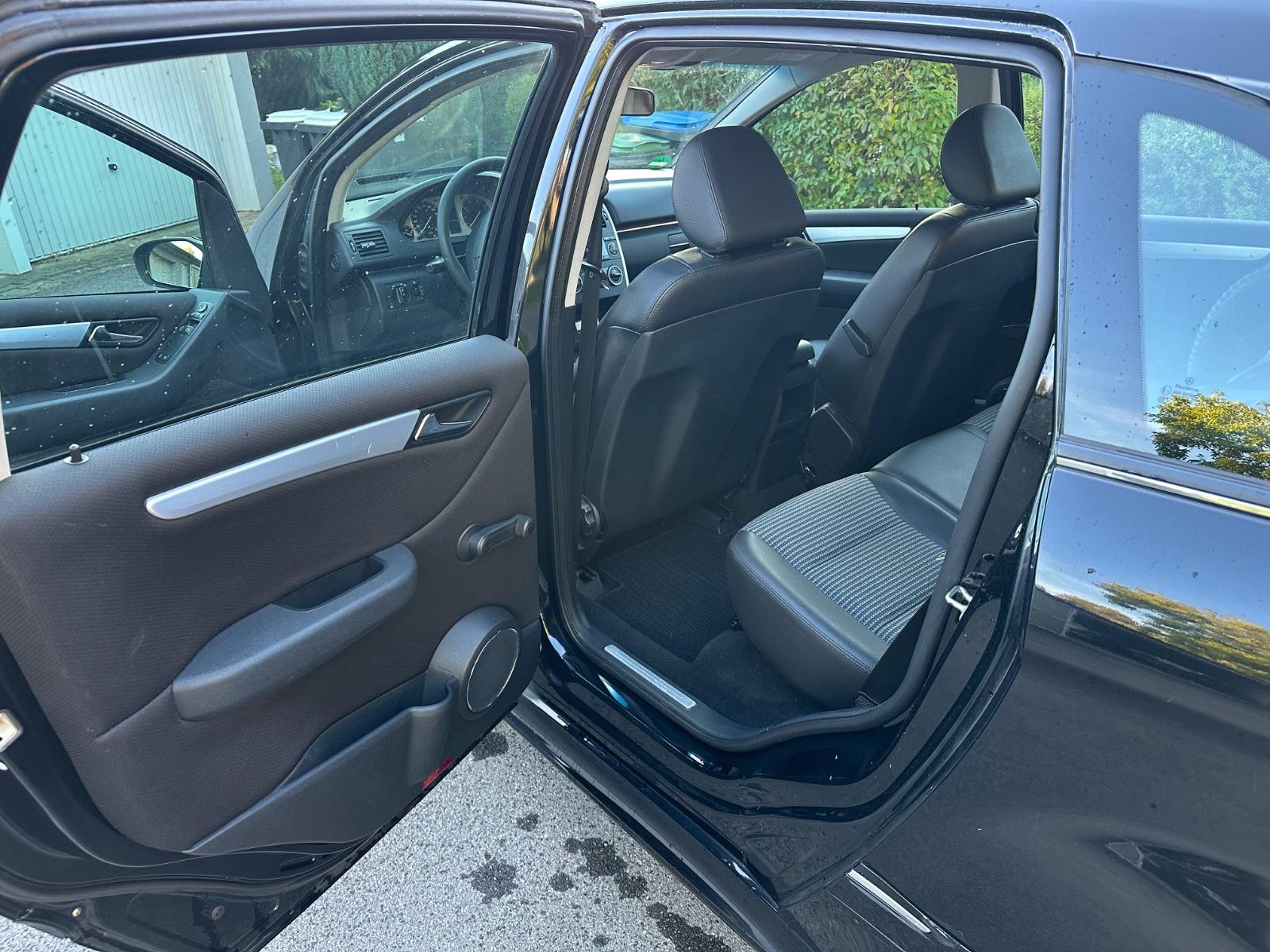 Mercedes-Benz B170 2006 — photo 9
