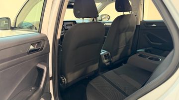 Volkswagen T-Roc - 11