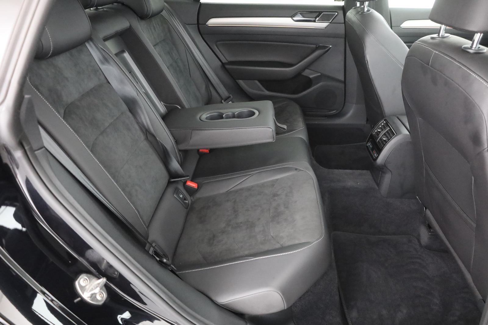 Volkswagen Arteon 2.0 TDI DSG R-Line 4M LED Navi Panorama