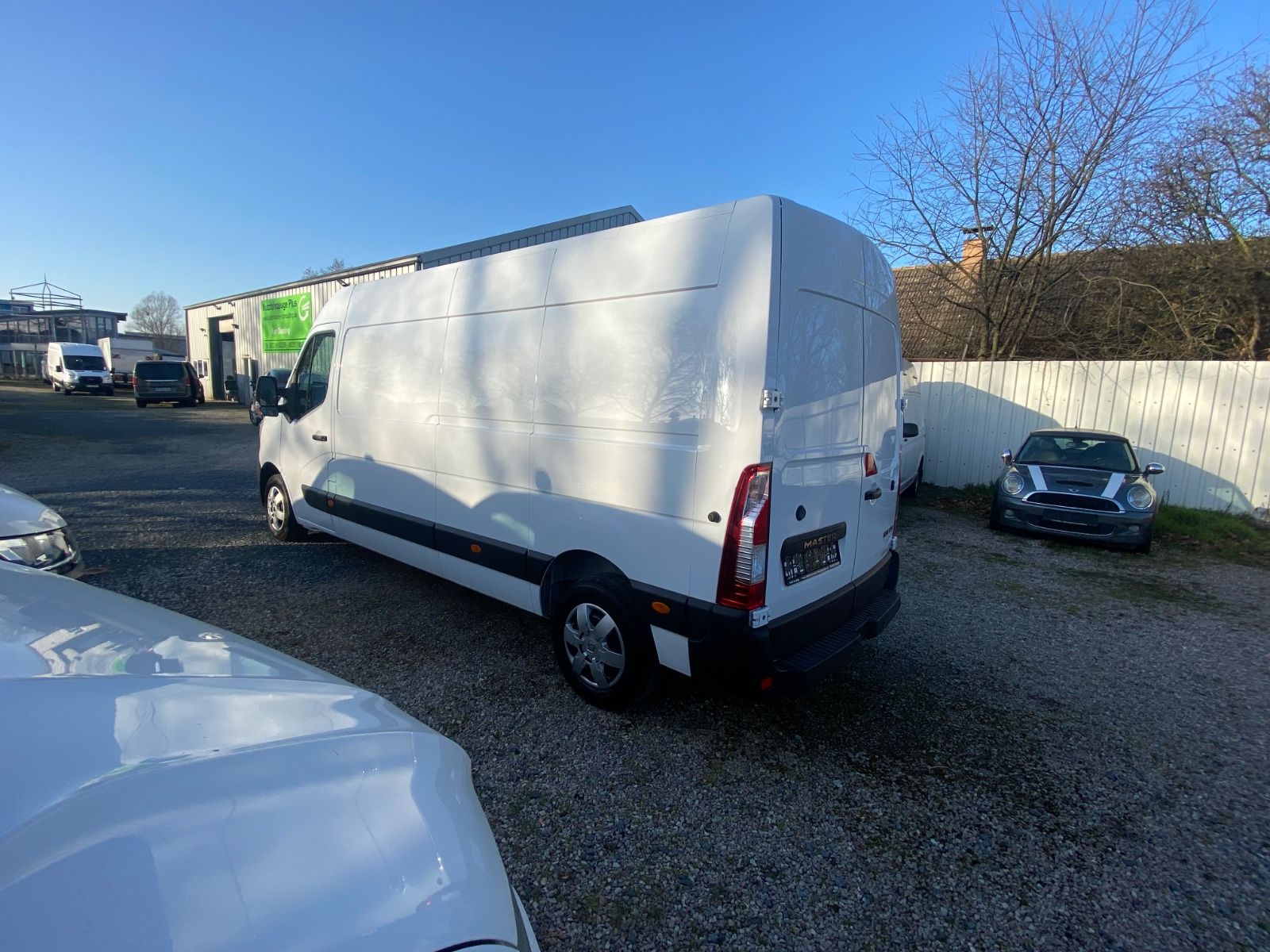 Fahrzeugabbildung Renault Master III Kasten L3H2 HKa 3,5 Komfort,NAVI,SHg
