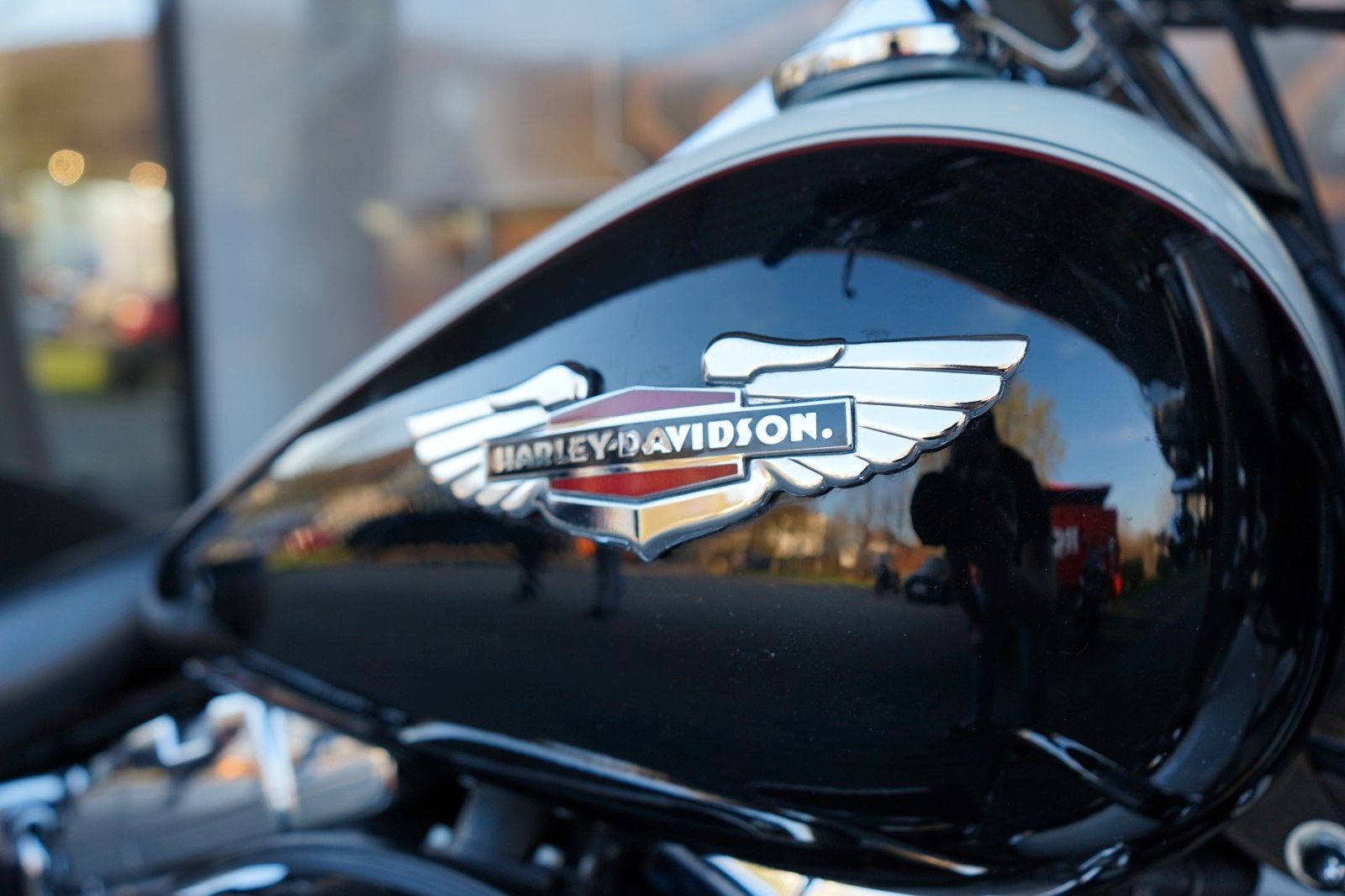 Fahrzeugabbildung Harley-Davidson Softail Deluxe 88CUI - Twin Cam - Neuwertig