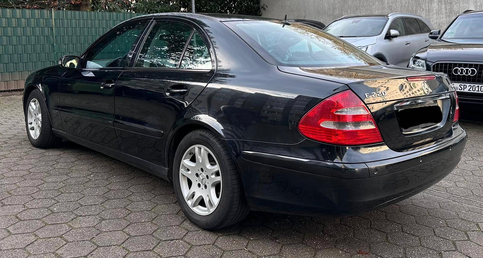 Mercedes-Benz E 220 CDI (W211) TÜV bis 07/2027