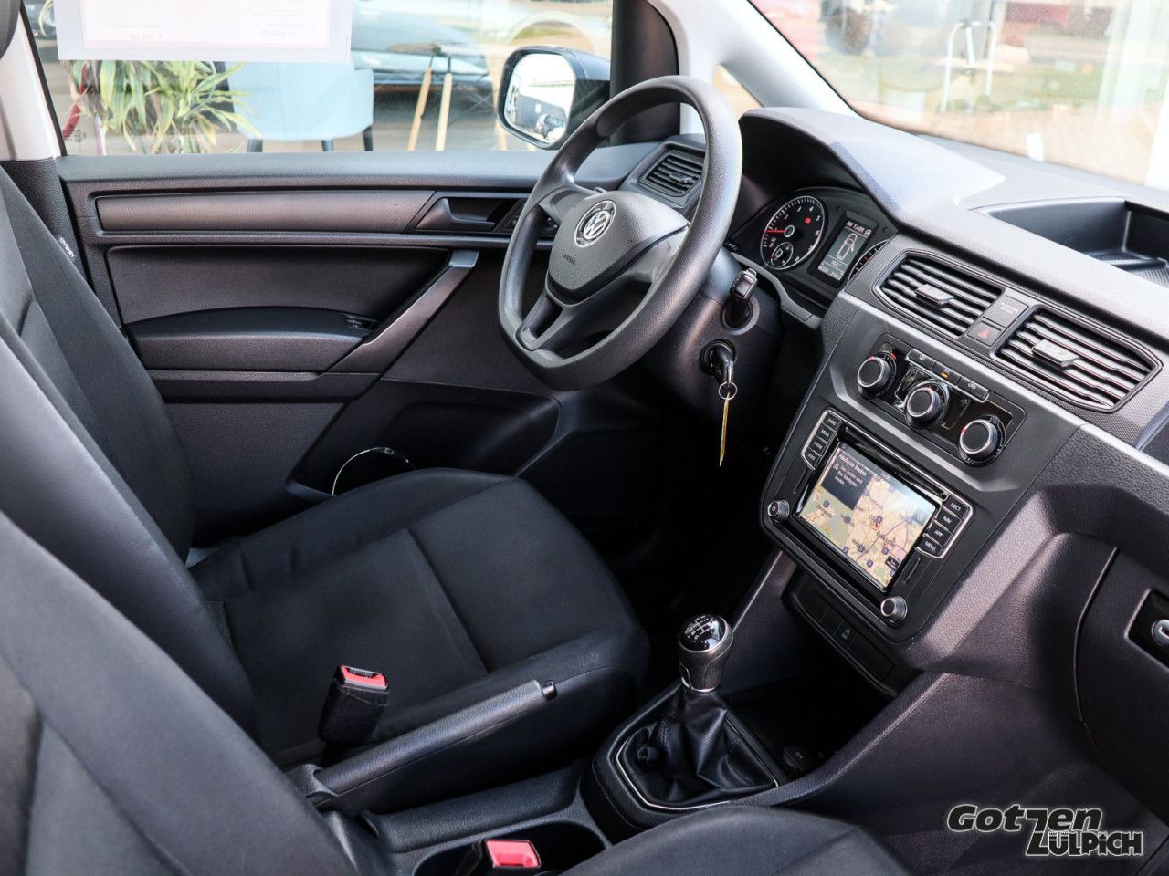 Fahrzeugabbildung Volkswagen Caddy Kombi 1,4TSI Navi Klima 5-Sitze AHK