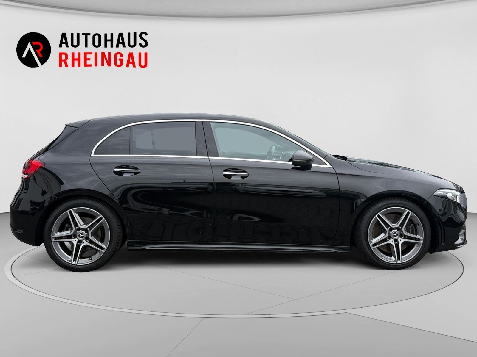 Fahrzeugabbildung Mercedes-Benz A 250 AMG Line 360VIEW AMB KEYLESS