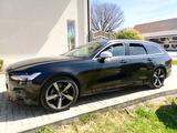 Volvo V90 D4 R-Design Geartronic R-Design - schwarze Volvo V90