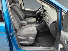 Fahrzeugabbildung Volkswagen Touran Comf. DSG Navi Sitzh Pano AHK Kamera