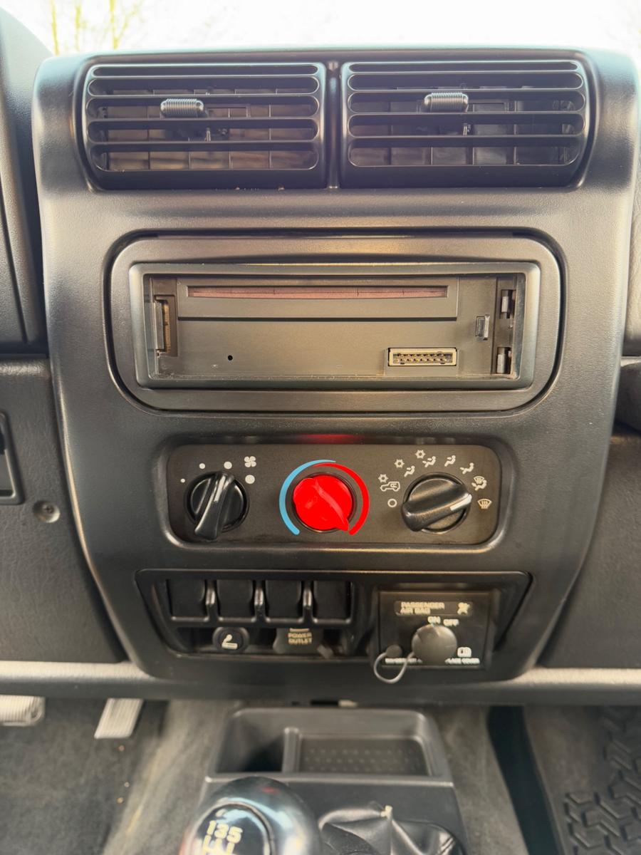 JEEP WRANGLER 2.4 SPORT 143CH