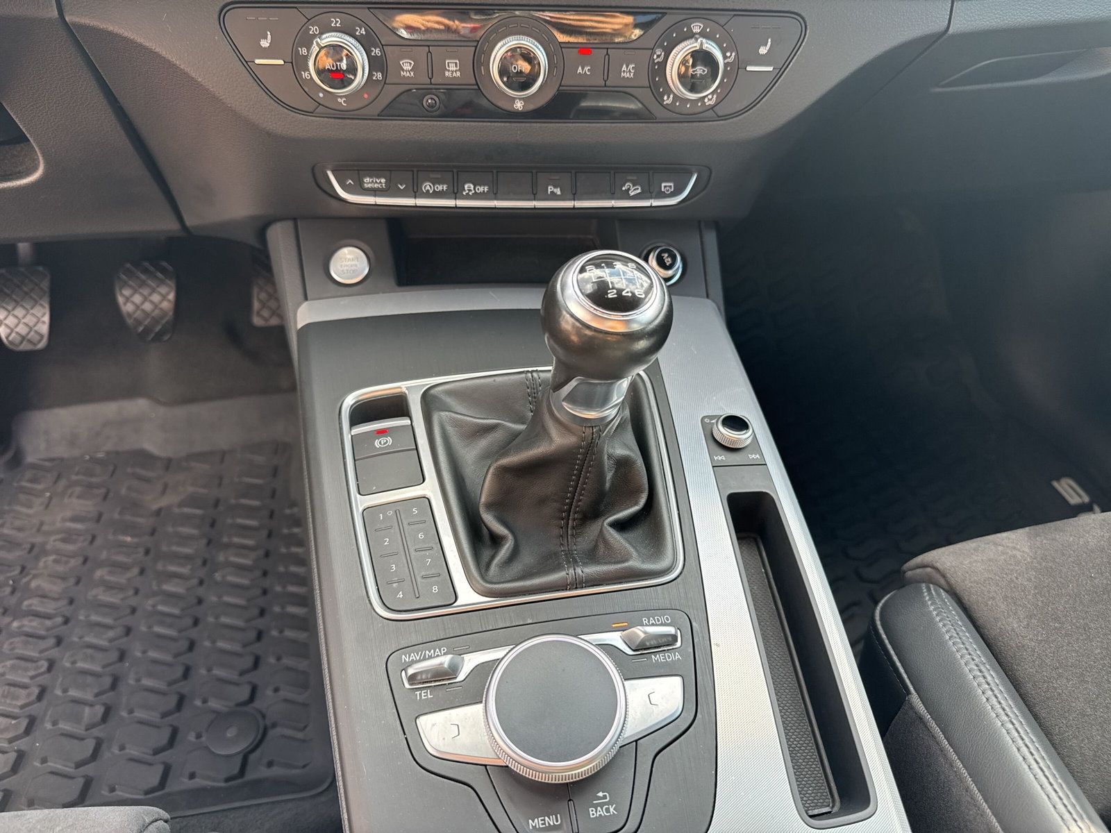 Audi Q5 2.0 TDI sport quattro S-line Matrix Nav LM19 foto 13