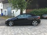 Volkswagen Golf VI 2.0 Cabriolet R - Volkswagen Golf mit Benzin-Antrieb: Cabrio, 2.0