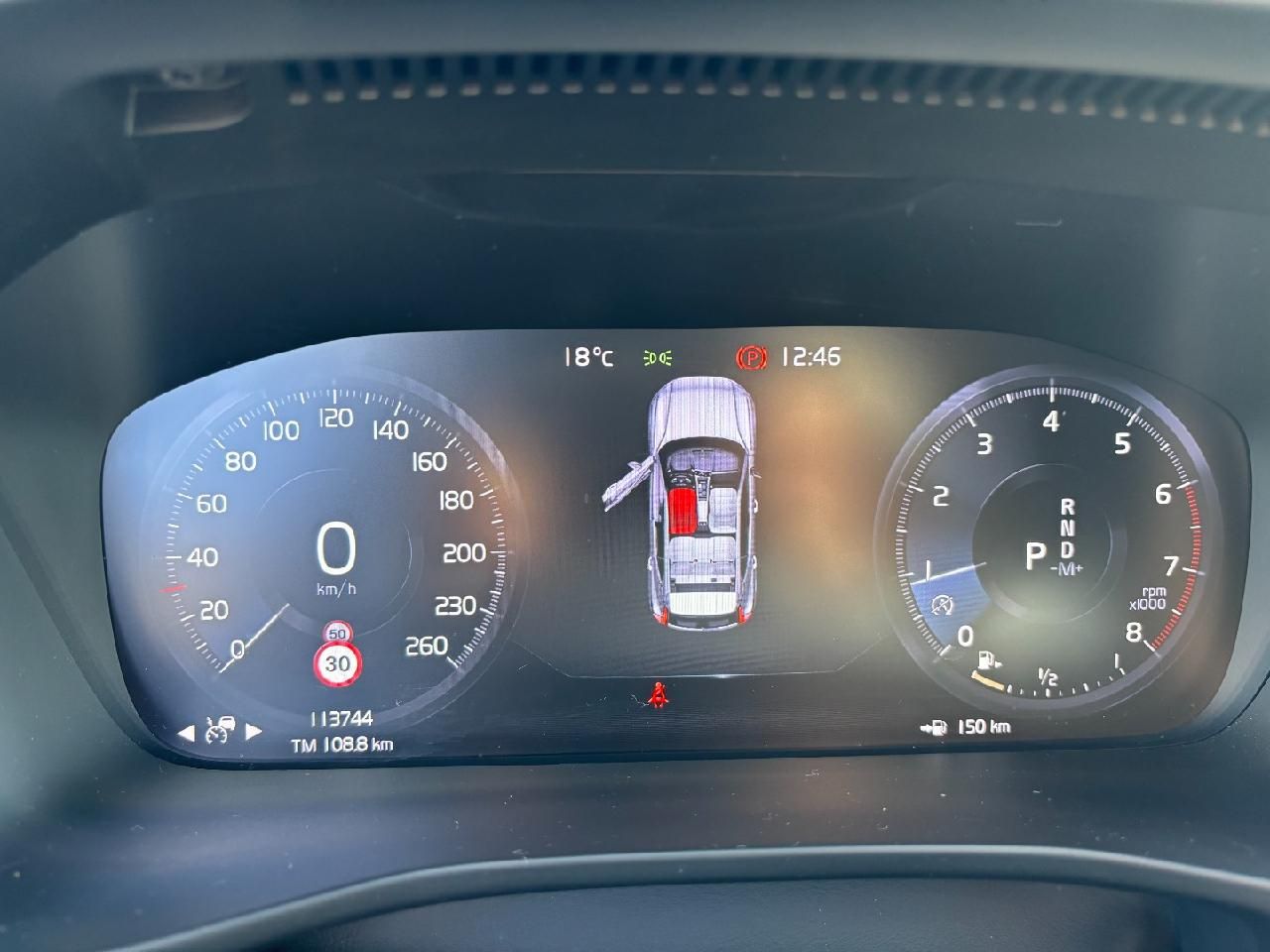 Fahrzeugabbildung Volvo XC40 R Design 2WD