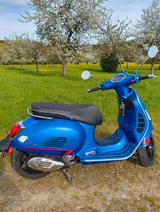 Vespa GTS 300 HPE - VESPA GTS 300 HPE