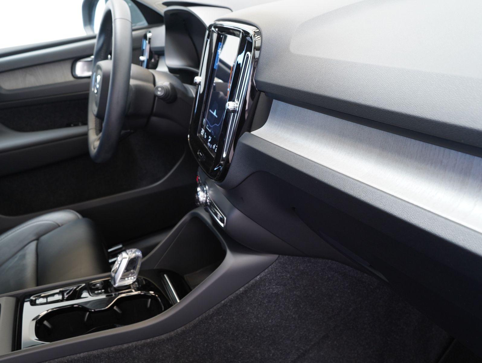 Fahrzeugabbildung Volvo XC40 B4 B Inscription LED/NAVI/ACC/LEDER/360°
