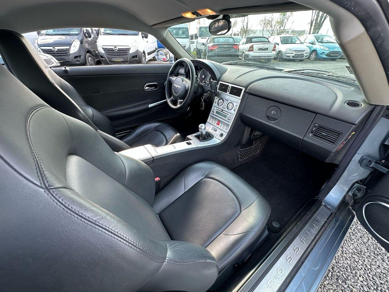 Car Image 21