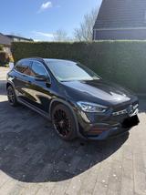 Mercedes-Benz GLA 250 4M AMG - Line EDITION 1  - Mercedes-Benz 250: 250e