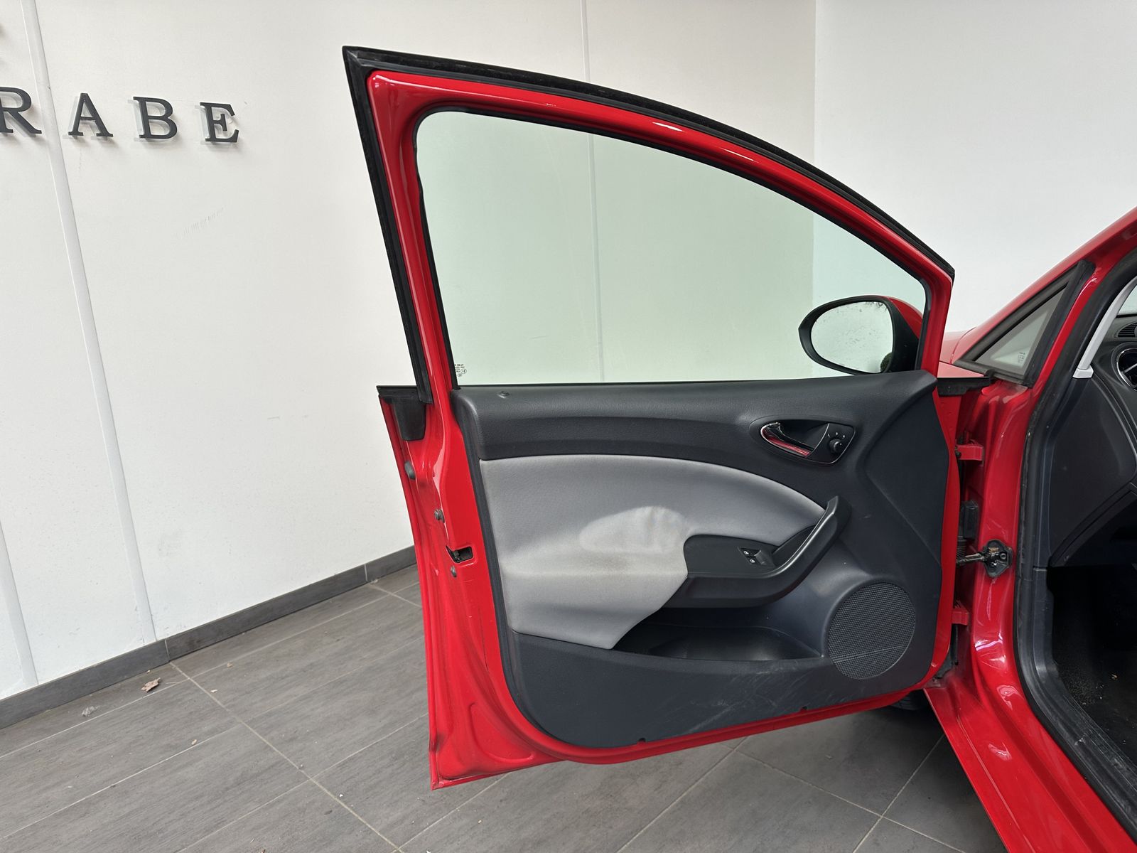 Fahrzeugabbildung SEAT Ibiza 1.4 Style Salsa NAV+SHZ+CLIMATRONIC+2Hd