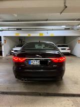 Jaguar XF 2.0d AWD Sport - Jaguar XF mit Diesel-Antrieb: 2.0