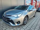 Toyota Avensis Touring Sports 2.0 D-4D Business Edition - Toyota Avensis: Business Edition