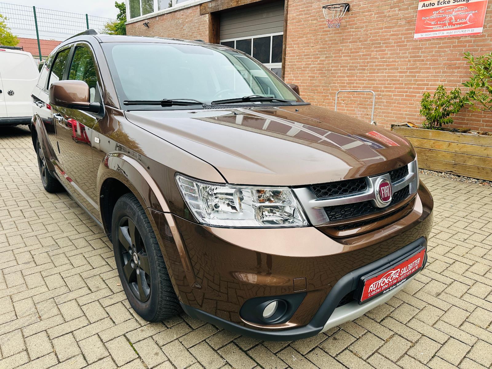 Fiat Freemont 2.0 Multijet Lounge AWD | 170 ch | BVA | 7 places | Toit ouvrant | Navigation | Caméra de recul | Attelage