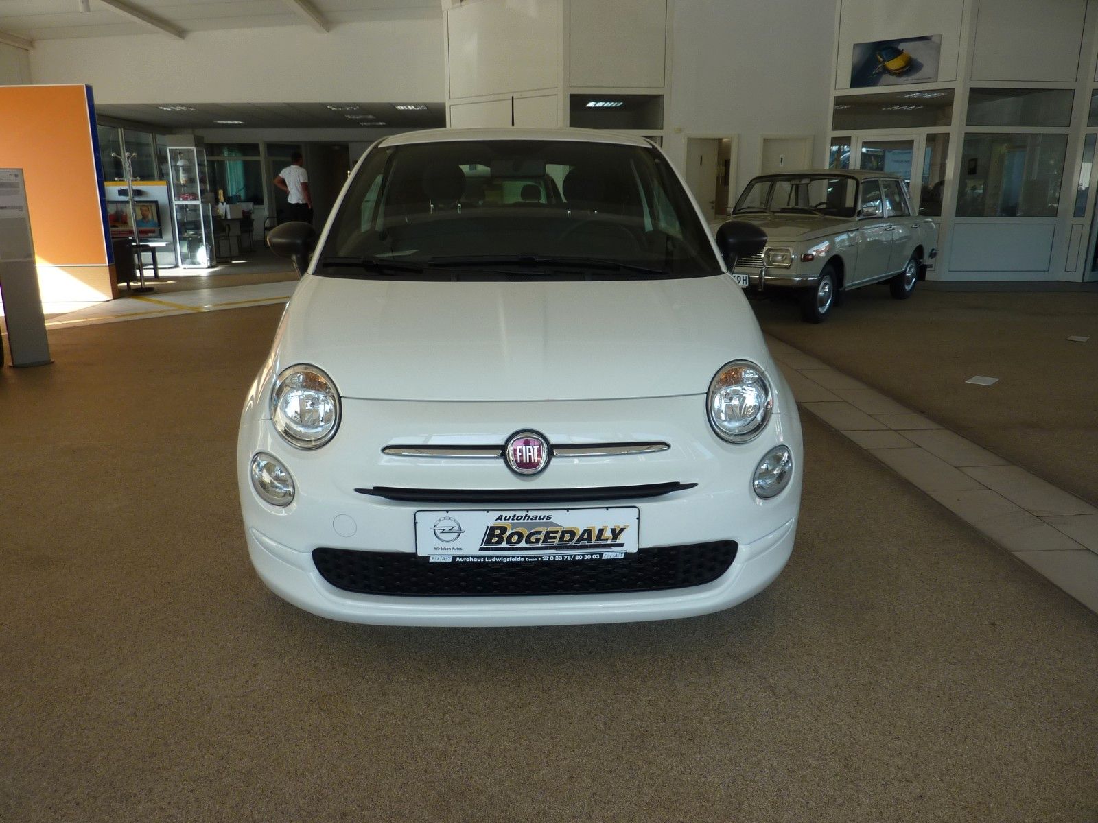Fahrzeugabbildung Fiat 500 1.0 GSE N3 Hybrid CULT, AC