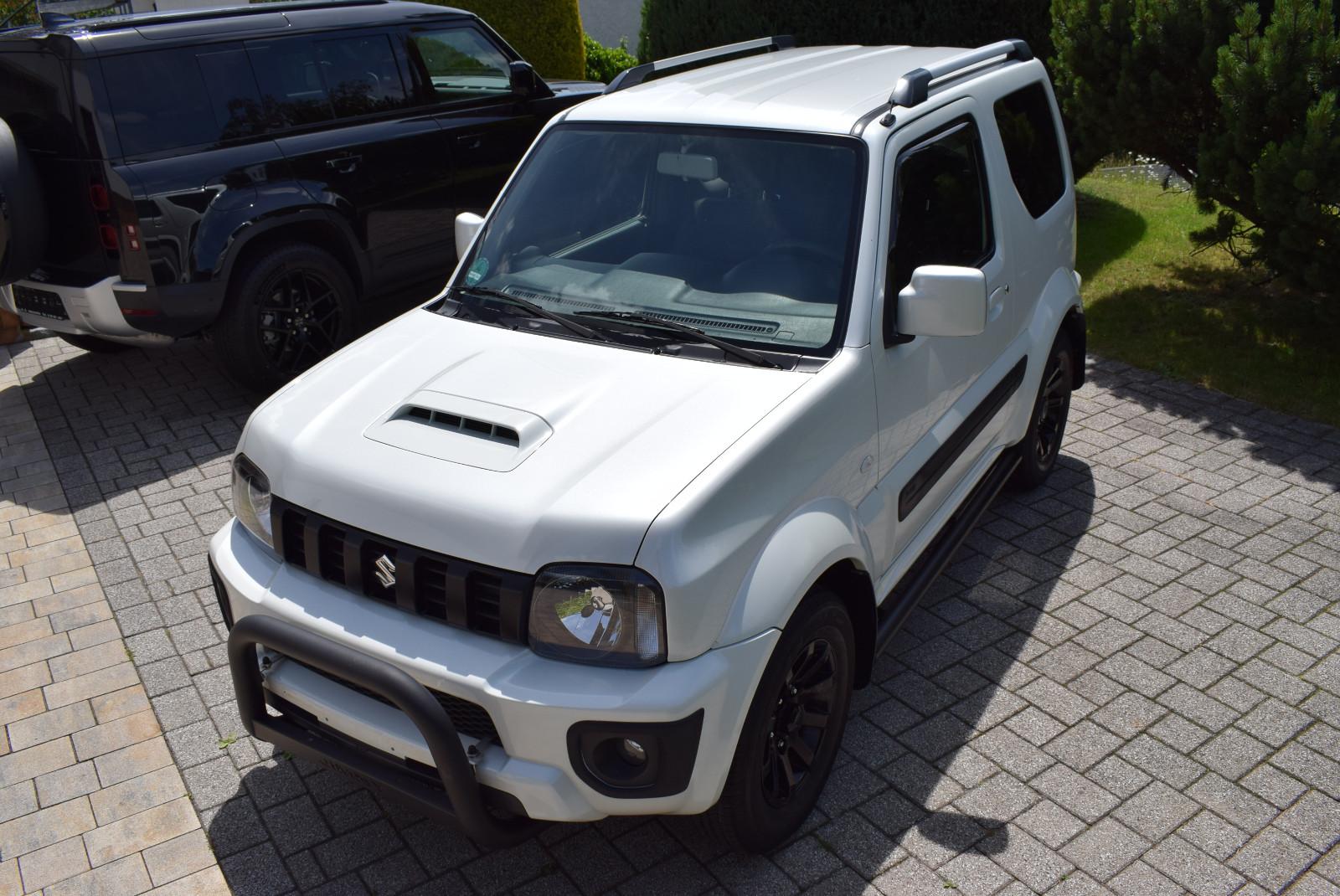 Suzuki Jimny Style BLACK & WHITE EDITION