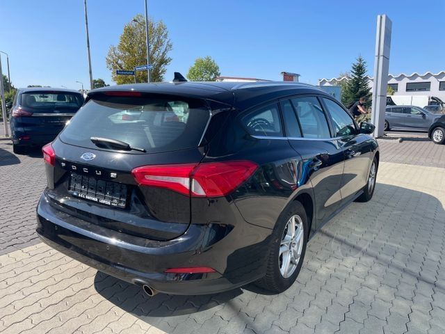 Fahrzeugabbildung Ford Focus C&C AHK, LED, Navi, SHZ, Kamera