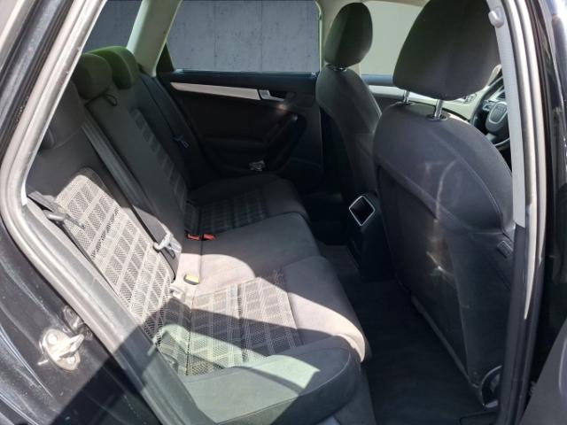 Audi A4 2011 — photo 17