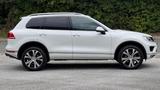 Volkswagen Touareg Exclusive BMT LUFT AHK STHZ PANO D - Volkswagen Touareg: Weiß