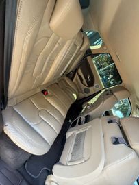 Land-Rover Range Rover Evoque - 11