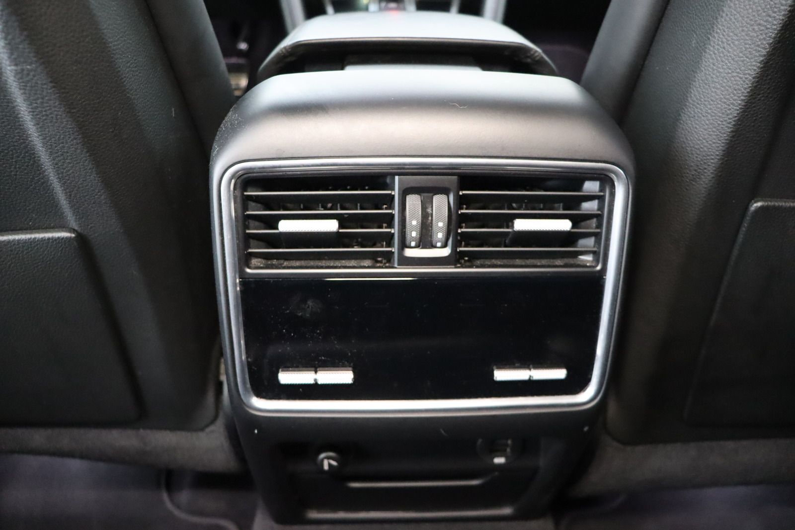 Fahrzeugabbildung Porsche Cayenne S * Pano * Standhzg. * RFK