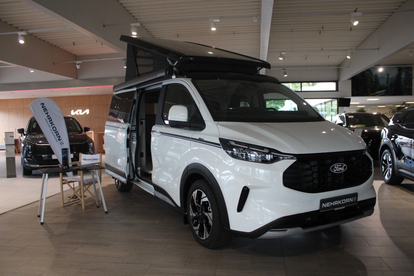 Fahrzeugabbildung Ford NUGGET L2 Active 40 JAHRE EDITION Aufstelldach