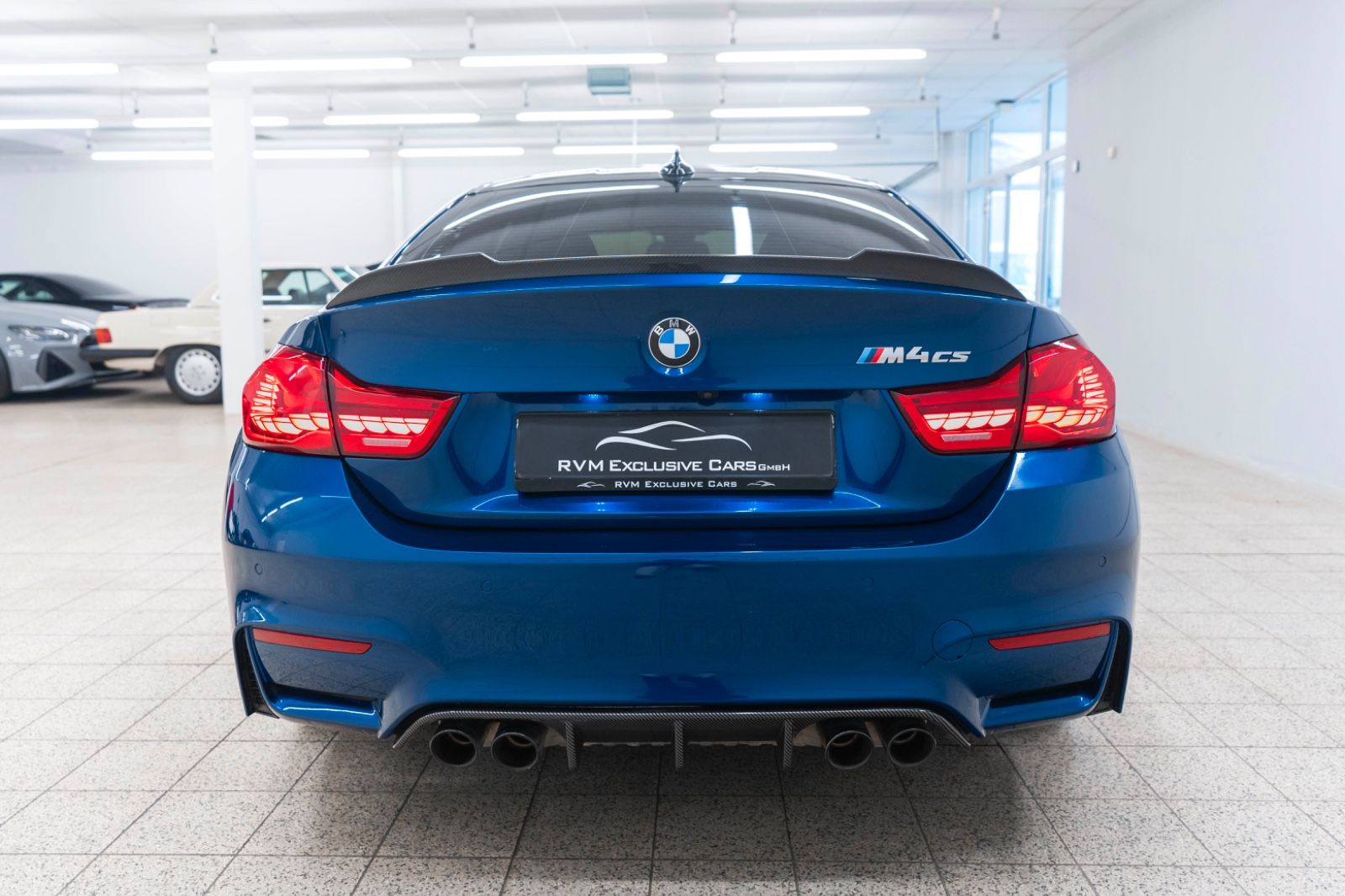 Fahrzeugabbildung BMW M4 CS Head UP LED NAV KAM PDC DKG