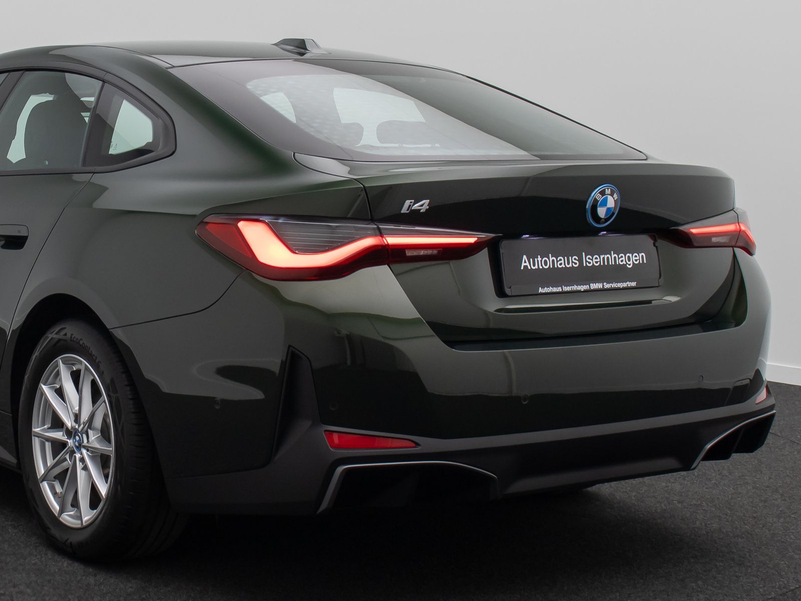 Fahrzeugabbildung BMW i4 eD40 Gran Coup&egrave; Kamera HUD DAB HiFi Komfort