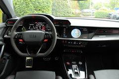 AUDI RS3 Sportback/RS DYNAMIK/ SONOS/ KOMFORT PRO AUDI RS3 Sportback/RS DYNAMIK/ SONOS/ KOMFORT PRO