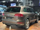 Volkswagen TOUAREG V6 ACC LEDER 12W-KOMFORTSITZE KEYLESS ST - Volkswagen Touareg: V12