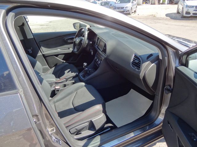 Fahrzeugabbildung Seat Leon FR/1.Hd/LED/150PS/Navi/SitzH/PDC/