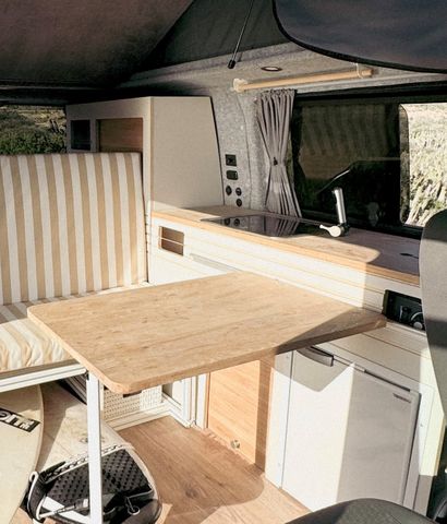 Fahrzeugabbildung Volkswagen T5 2,0 TDI Camper+Boho+Aufstelldach+Standh+Küche