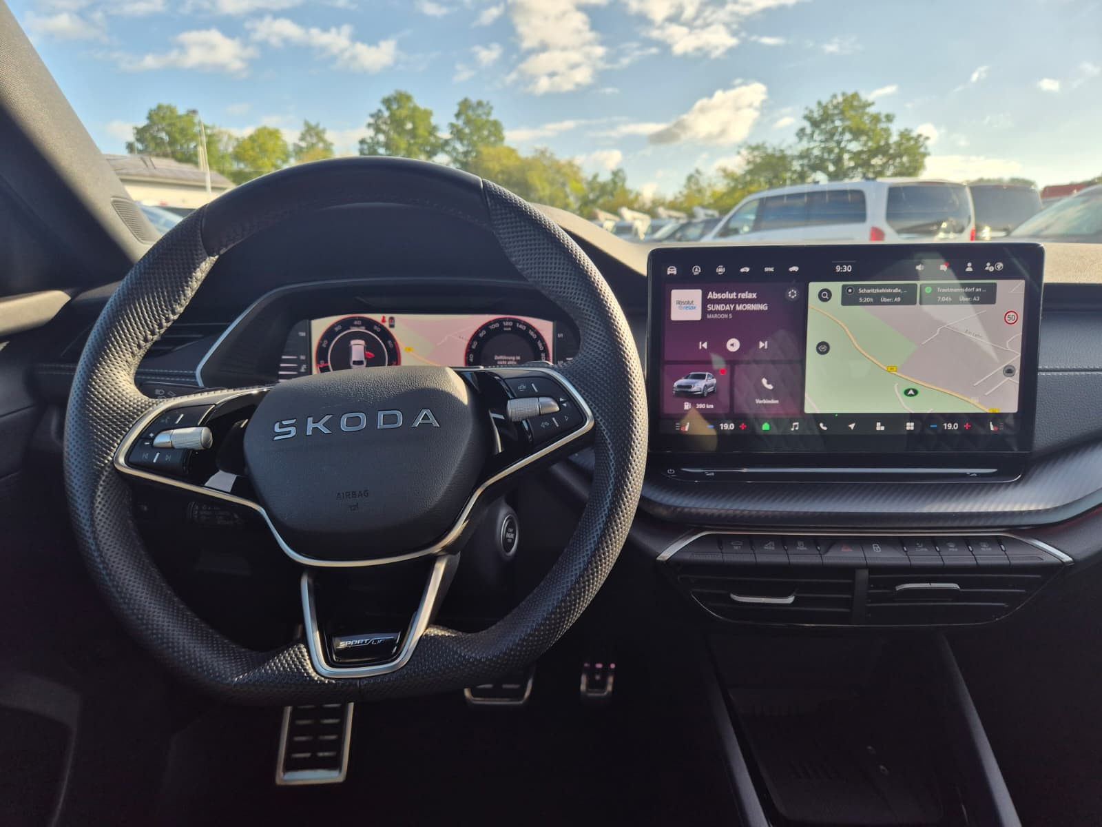 Fahrzeugabbildung SKODA Octavia 1.5 DSG Sportline PANO*MATRIX*AHK*5J.GAR